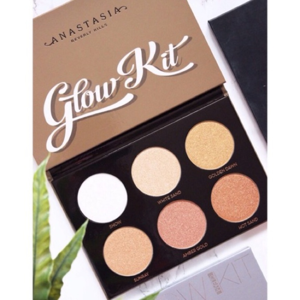 Anastasia Beverly Hills Ultimate Glow Kit